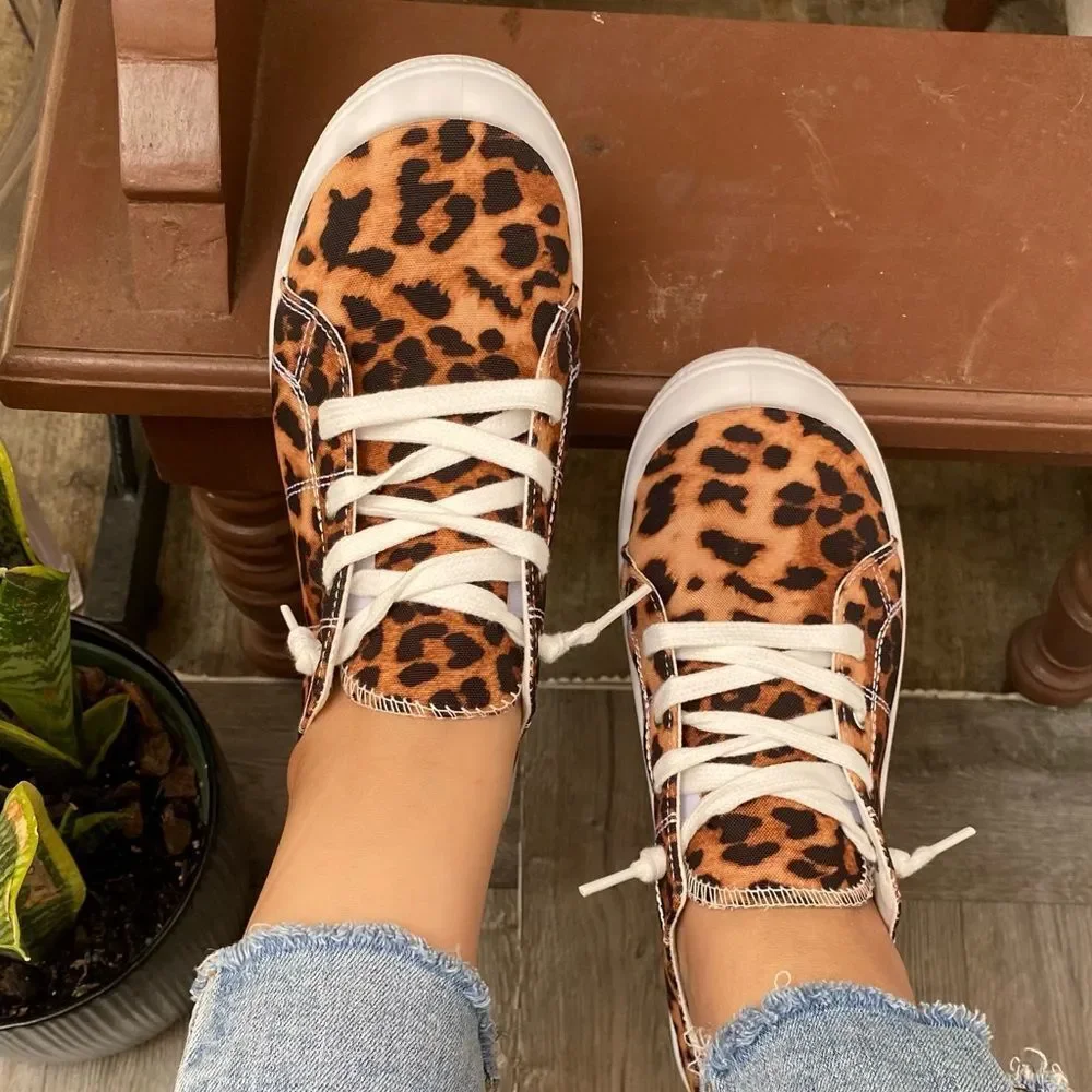 Leopard Flat Lace Sneakers Tennis - Picture 6 of 6